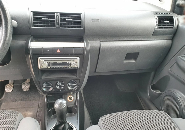 Volkswagen Fox cena 8900 przebieg: 198013, rok produkcji 2010 z Gostynin małe 277